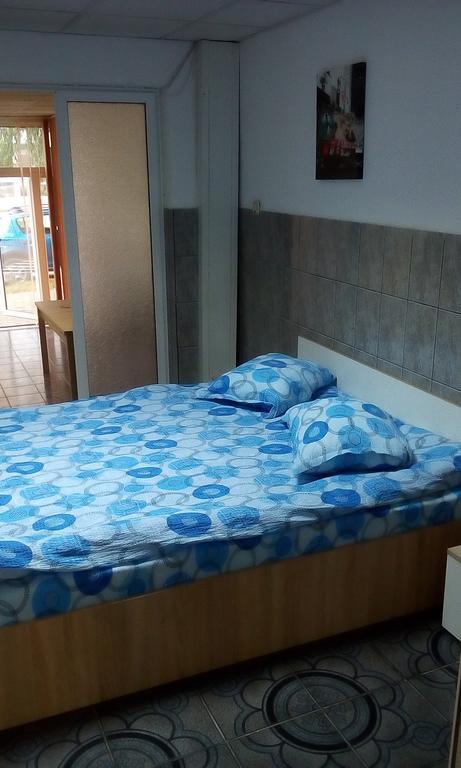 Garsoniera Del Dodo Lägenhet Alba Iulia Exteriör bild